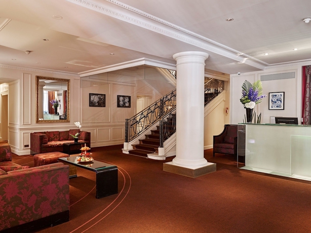 Imagen de los interiores del Hotel De La Trémoille. Foto 19