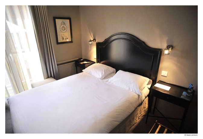 Imagen de la habitación del Hotel De La Treille. Foto 5