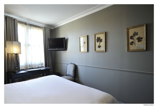 Imagen de la habitación del Hotel De La Treille. Foto 7