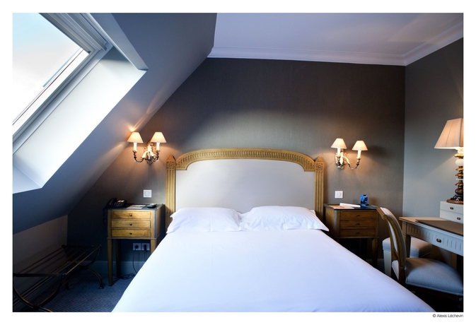 Imagen de la habitación del Hotel De La Treille. Foto 8