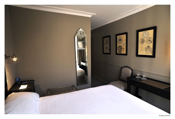 Imagen de la habitación del Hotel De La Treille. Foto 10