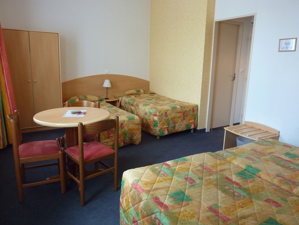 Imagen de la habitación del Hotel De La Vallée. Foto 6