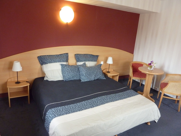 Imagen de la habitación del Hotel De La Vallée. Foto 17