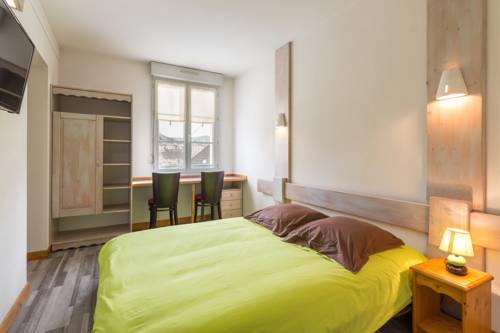 Imagen de la habitación del Hotel De La Vall&eacute;e, Ornans. Foto 8