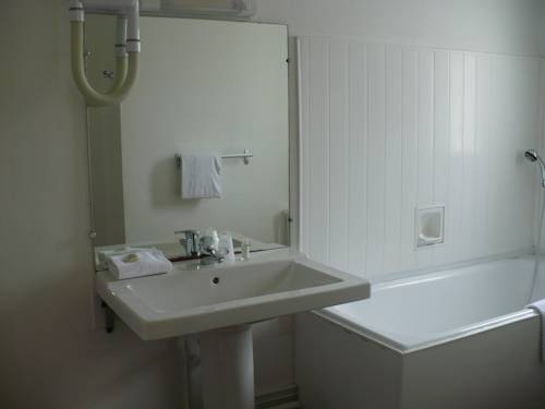 Imagen de la habitación del Hotel De La Vend&eacute;e. Foto 3