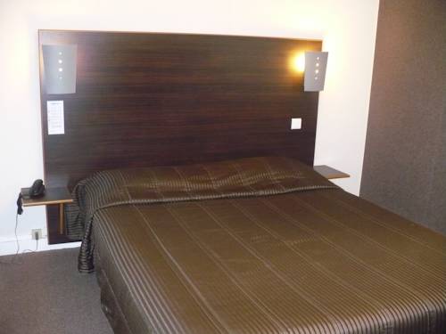 Imagen de la habitación del Hotel De La Vend&eacute;e. Foto 10