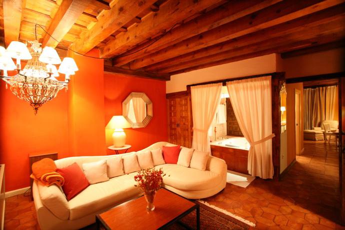 Imagen general del Hotel De La Villa. Foto 11