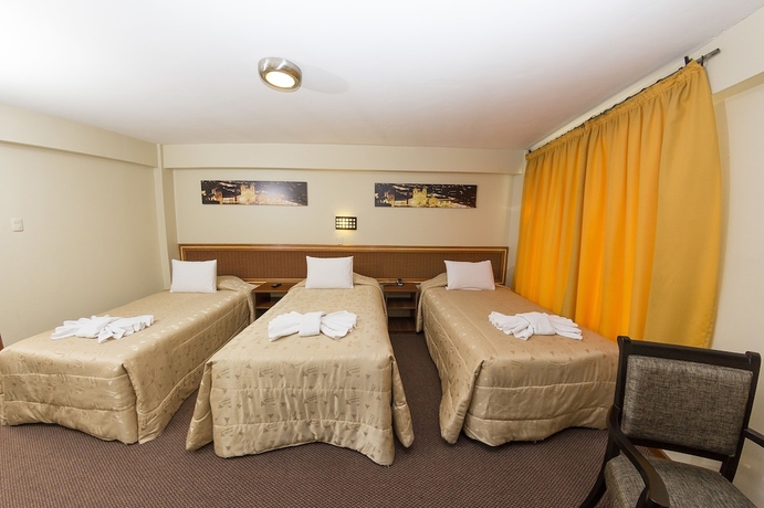 Imagen de la habitación del Hotel De La Villa Hermoza. Foto 9