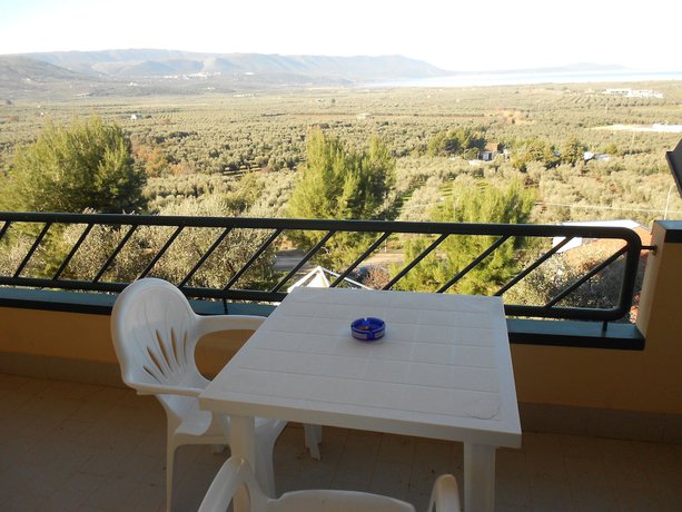 Imagen de la habitación del Hotel De La Ville, Carpino. Foto 12