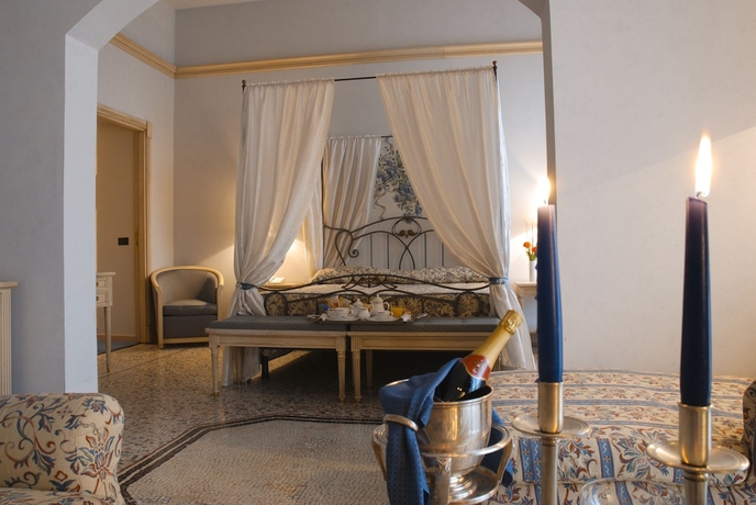 Imagen de la habitación del Hotel De La Ville, Civitavecchia. Foto 2