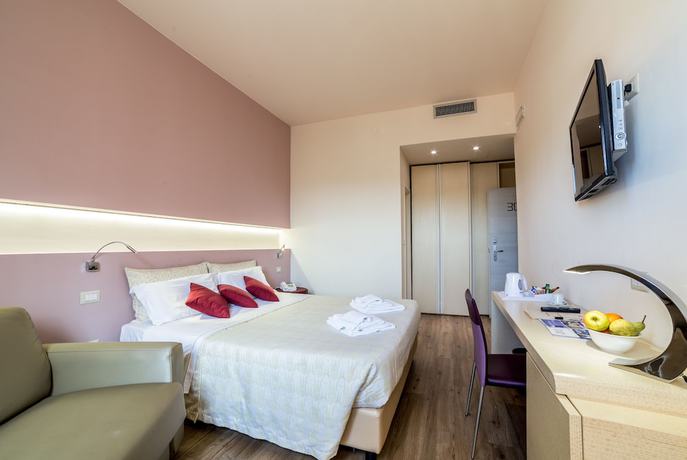 Imagen de la habitación del Hotel De La Ville, Fano. Foto 5
