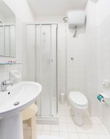 Imagen de la habitación del Hotel De La Ville, Fano. Foto 6
