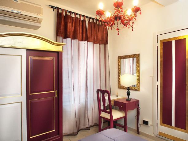 Imagen de la habitación del Hotel De La Ville, Fidenza. Foto 5