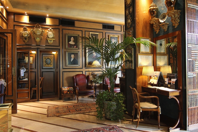 Imagen de los interiores del Hotel De La Ville, Monza. Foto 13