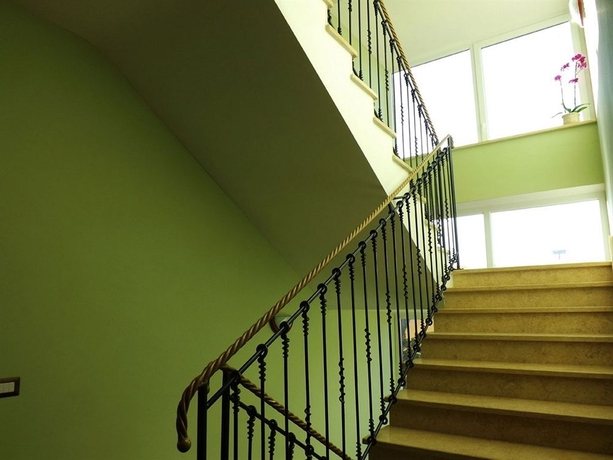 Imagen de los interiores del Hotel De La Ville Relais. Foto 8