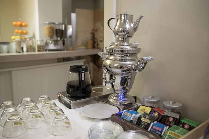 Imagen del bar/restaurante del Hotel De La Ville, Riccione. Foto 4