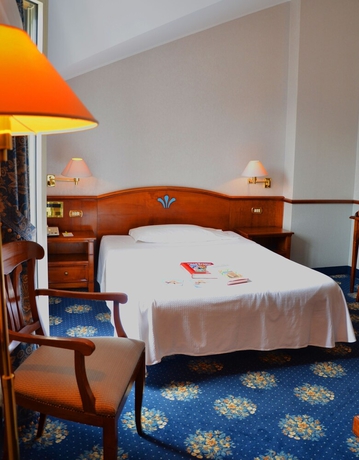 Imagen de la habitación del Hotel De La Ville, Saint Vincent. Foto 14