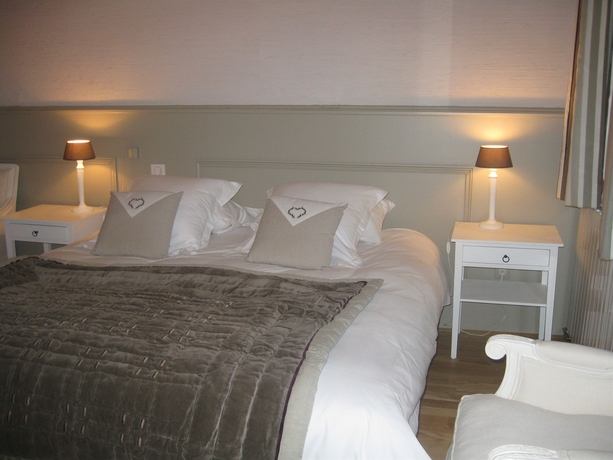 Imagen de la habitación del Hotel De L'amphithéâtre. Foto 7