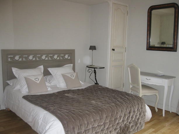 Imagen de la habitación del Hotel De L'amphithéâtre. Foto 8