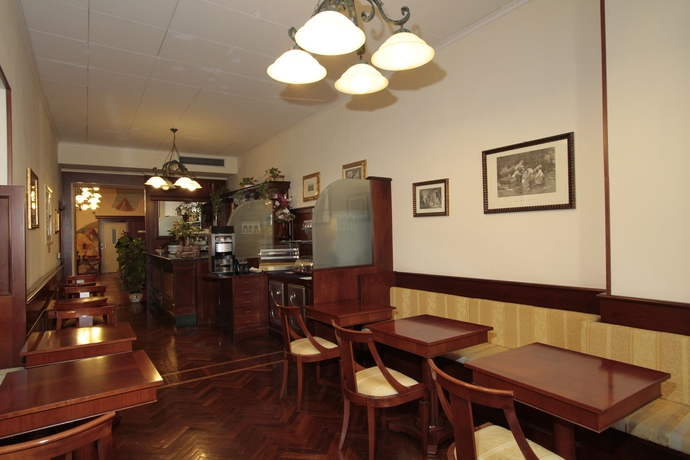 Imagen del bar/restaurante del Hotel De Lanzi. Foto 6