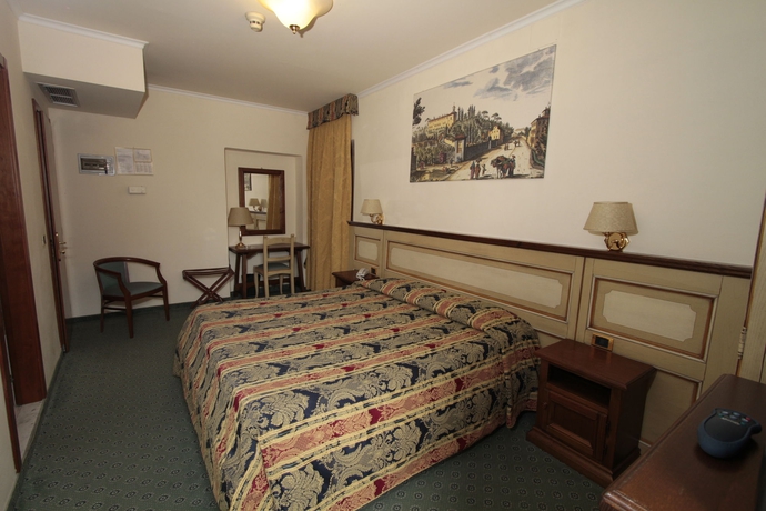 Imagen de la habitación del Hotel De Lanzi. Foto 13