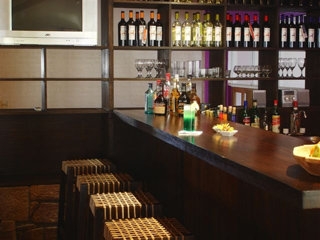 Imagen del bar/restaurante del Hotel De Las Nubes. Foto 2