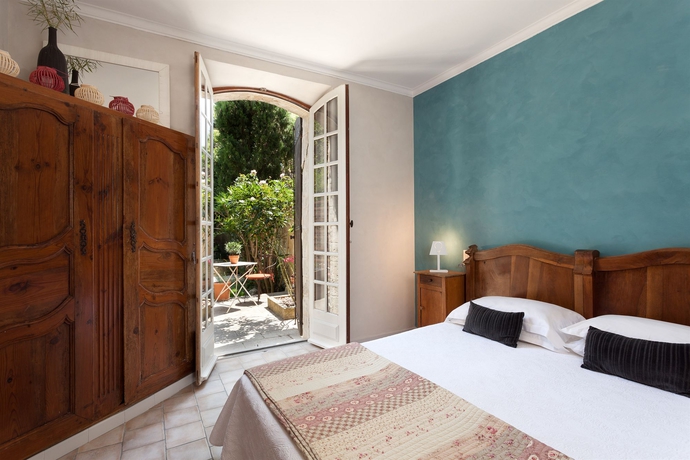 Imagen de la habitación del Hotel De L'atelier. Foto 7