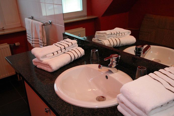 Imagen de la habitación del Hotel De Laurier. Foto 4