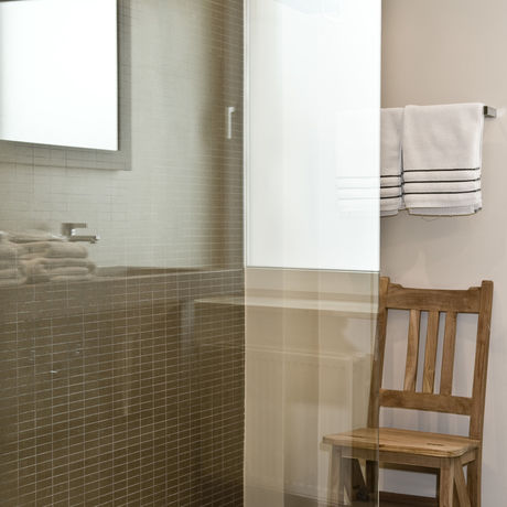 Imagen de la habitación del Hotel De Laurier. Foto 5
