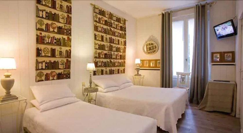 Imagen de la habitación del Hotel De L'avre. Foto 10