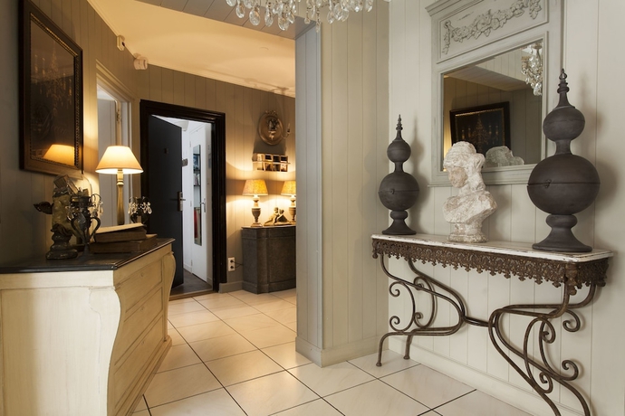 Imagen de los interiores del Hotel De L'avre. Foto 17