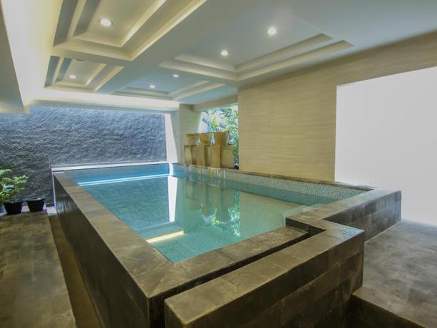 Imagen de la piscina del Hotel De Laxston by Azana. Foto 7
