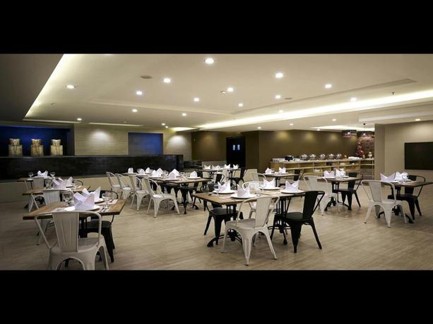 Imagen del bar/restaurante del Hotel De Laxston by Azana. Foto 6