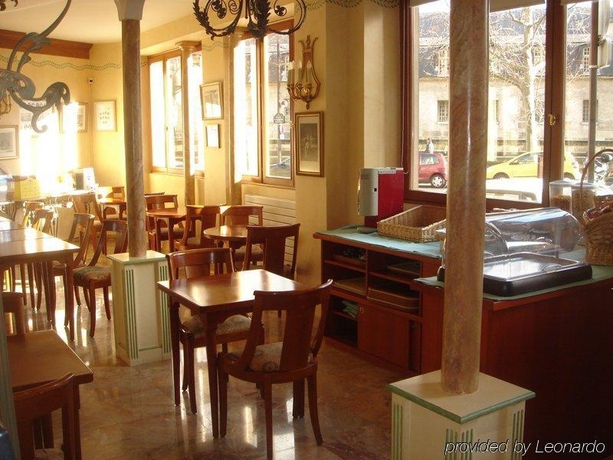 Imagen del bar/restaurante del Hotel De Lempereur. Foto 3