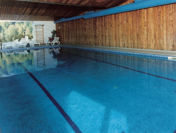 Imagen de la piscina del Hotel De L'ermitage. Foto 15