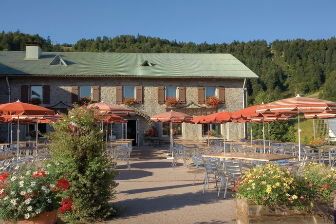 Imagen de los exteriores del Hotel De L'ermitage. Foto 10