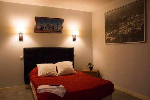 Imagen de la habitación del Hotel De L'europe Belleville. Foto 10