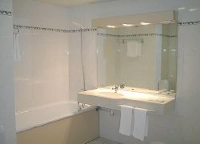 Imagen de la habitación del Hotel De L'europe, DIEPPE. Foto 7