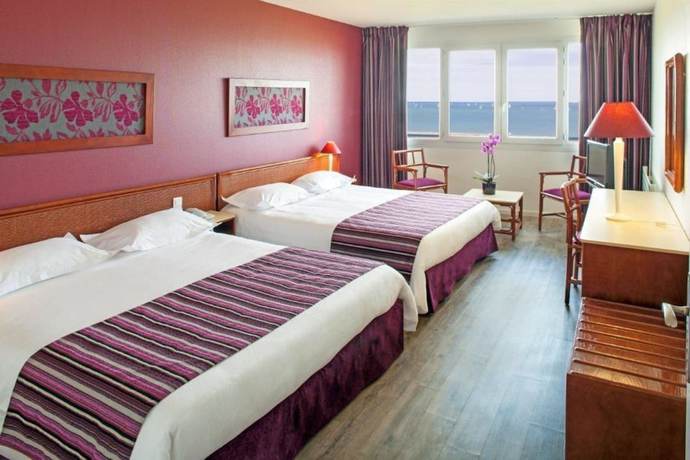 Imagen de la habitación del Hotel De L'europe, DIEPPE. Foto 11