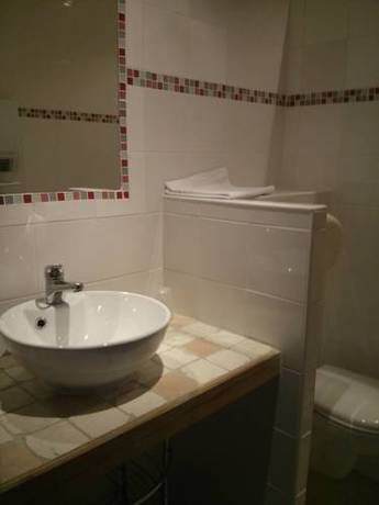 Imagen de la habitación del Hotel De L'europe, Joyeuse. Foto 4