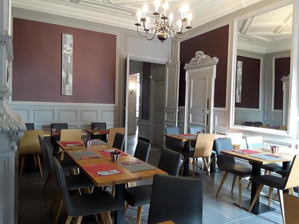 Imagen del bar/restaurante del Hotel De L'europe, POITIERS. Foto 2