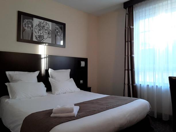 Imagen de la habitación del Hotel De L'europe, POITIERS. Foto 7