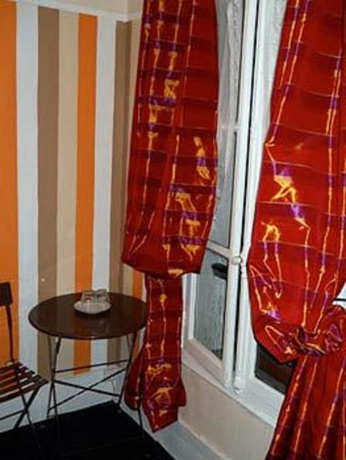 Imagen de la habitación del Hotel De Lille - Louvre. Foto 5