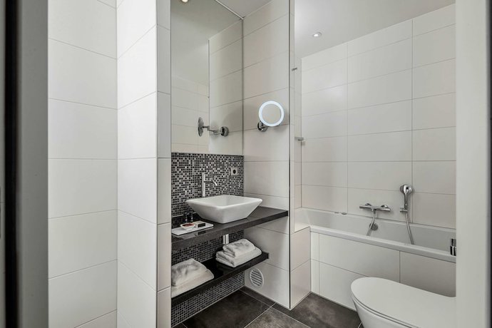 Imagen de la habitación del Hotel De Lindeboom. Foto 8