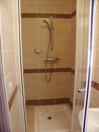 Imagen de la habitación del Hotel De Lion Sur Mer. Foto 4