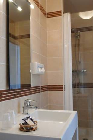 Imagen de la habitación del Hotel De Lion Sur Mer. Foto 14