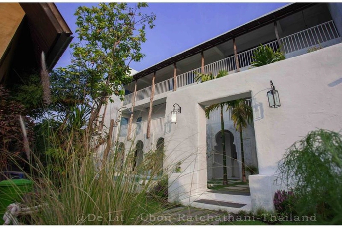 Imagen de los exteriores del Hotel De Lit. Foto 10