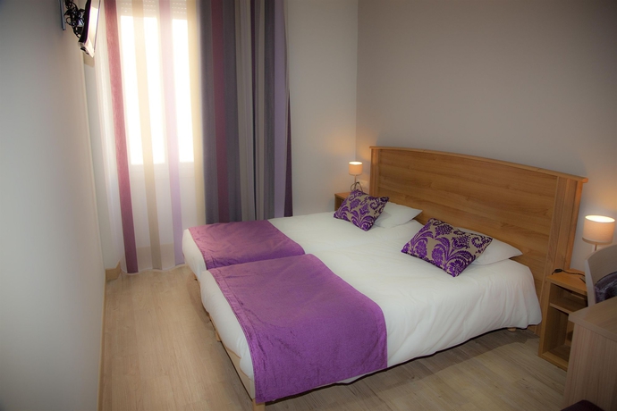 Imagen de la habitación del Hotel De Londres, Menton. Foto 16