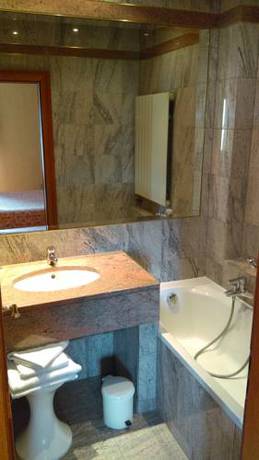 Imagen de la habitación del Hotel De L'orangerie. Foto 9