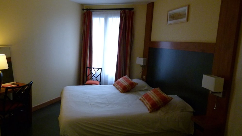 Imagen de la habitación del Hotel De L'orme, Akena, Evreux. Foto 7